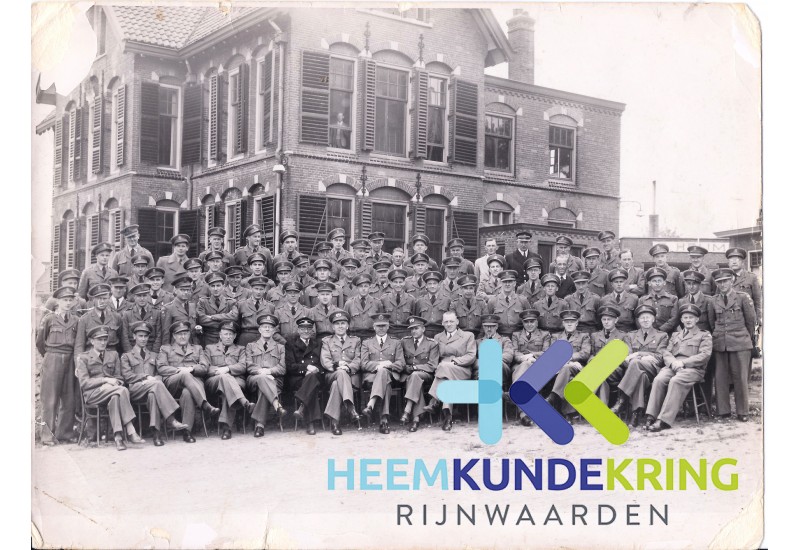 Douanegroep voor het kantoor Jaren 60 Coll. mw Jansen -vDiggelen